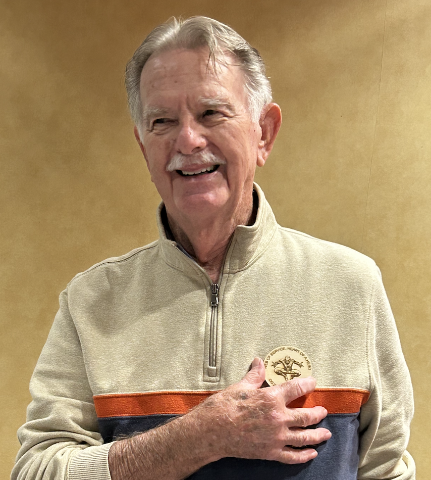 Lion Don Akers